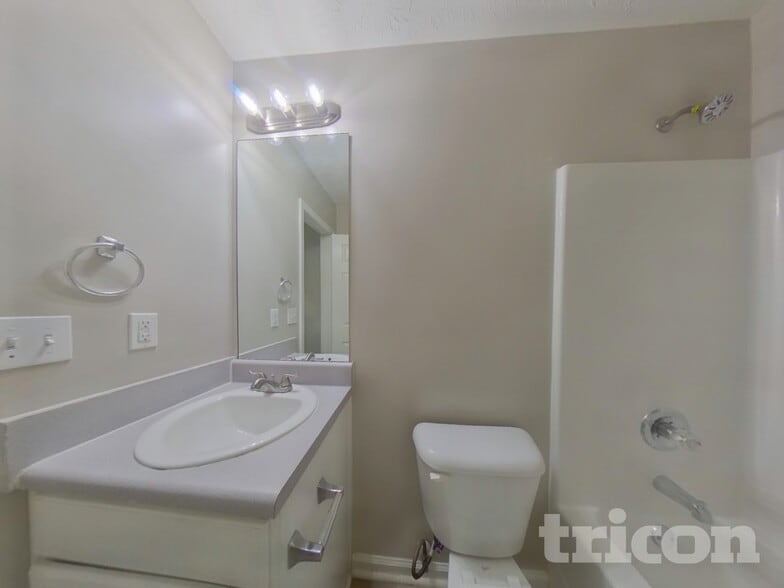 Building Photo - 5733 Partin Ln