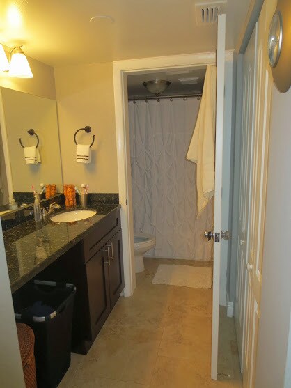 Building Photo - 2811 N Oakland Forest Dr