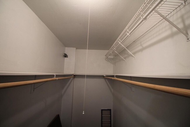 Building Photo - 4206 Newton Ave