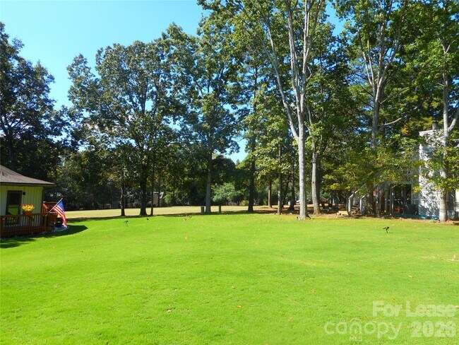 Building Photo - 16161 Tana Tea Cir