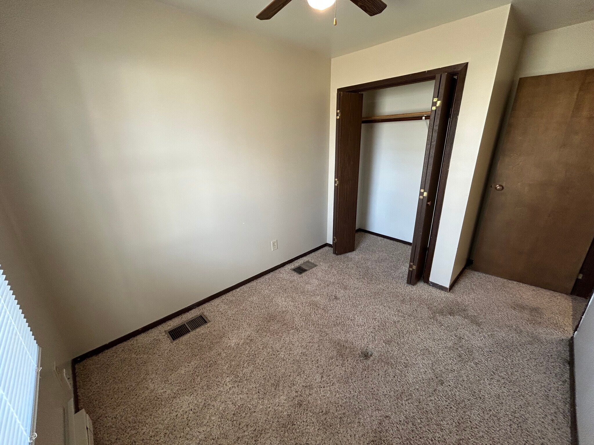 Building Photo - 404 W Livingston St