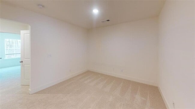 Building Photo - 2253 Mulsanne Dr