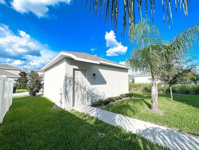 Building Photo - 16159 Water Spring Blvd