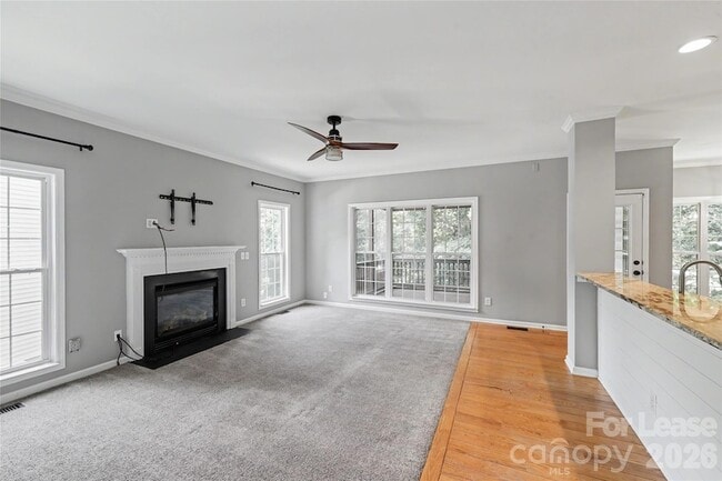 Building Photo - 16922 Laureate Rd
