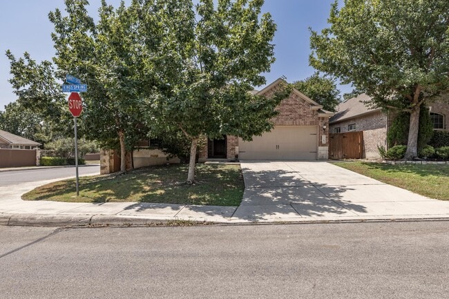 Building Photo - 7703 Kings Spring