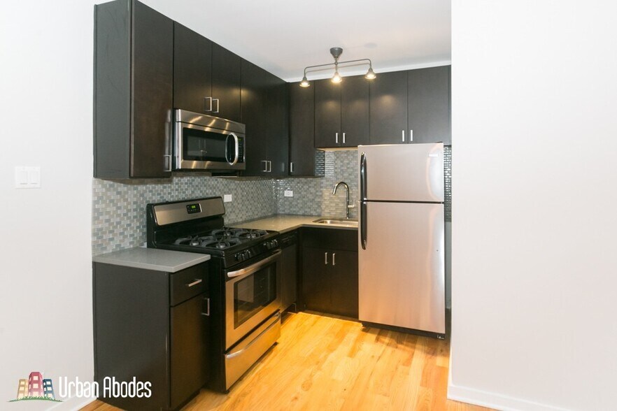 Building Photo - 2410 S Kedzie Ave