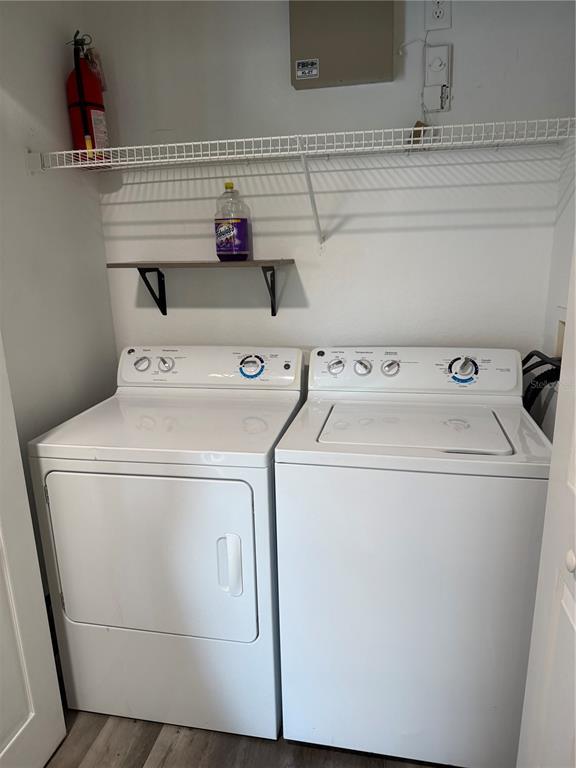 Building Photo - 5467 Vineland Rd