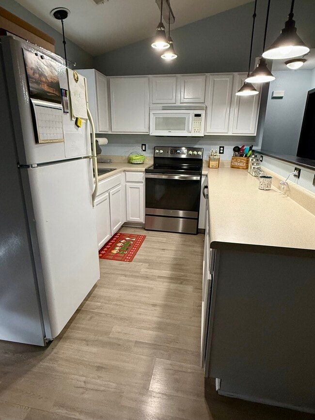 Building Photo - 4934 Teras Point Way