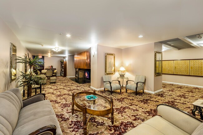 Building Photo - 140 Linden Ave