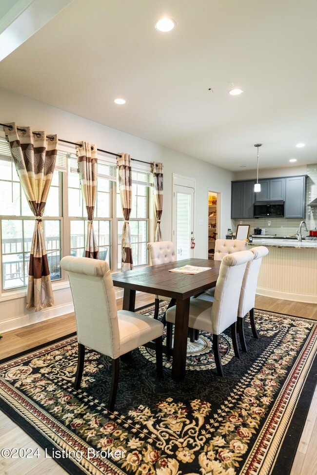 Building Photo - 213 Belden Trl