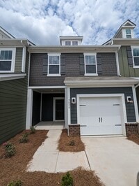 Building Photo - 2828 Trinity St