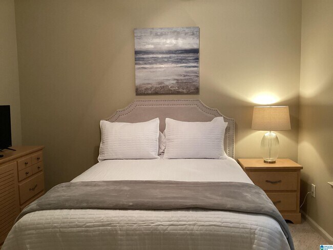 Building Photo - 251 London Pkwy