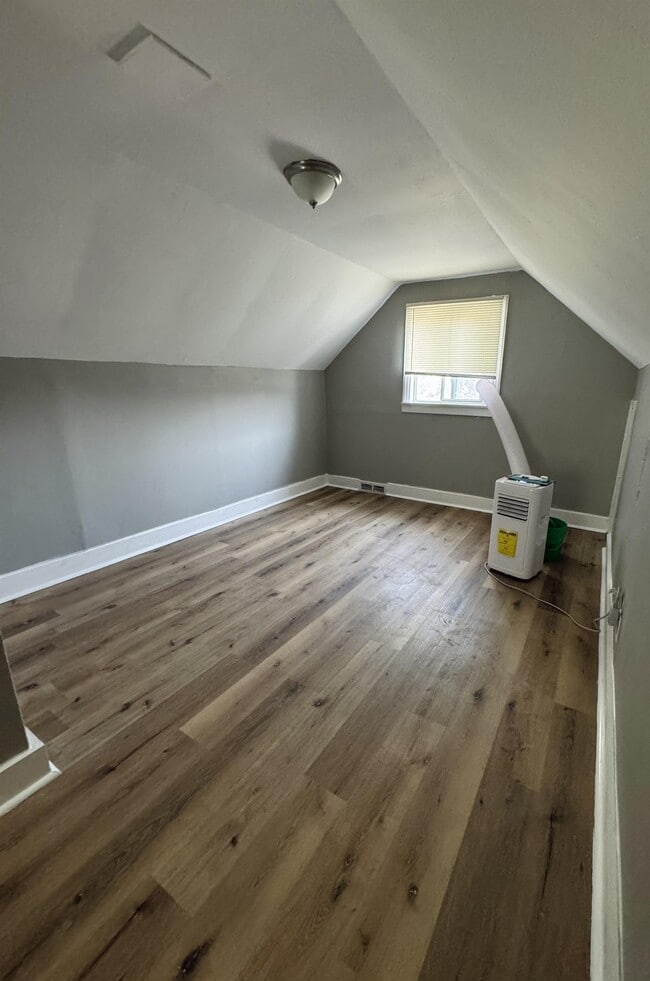 Building Photo - 3414 Patrick Ave