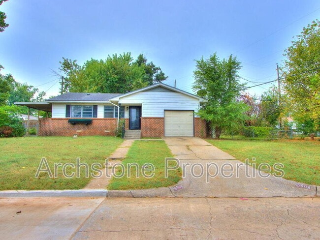 Building Photo - 608 Holoway Dr