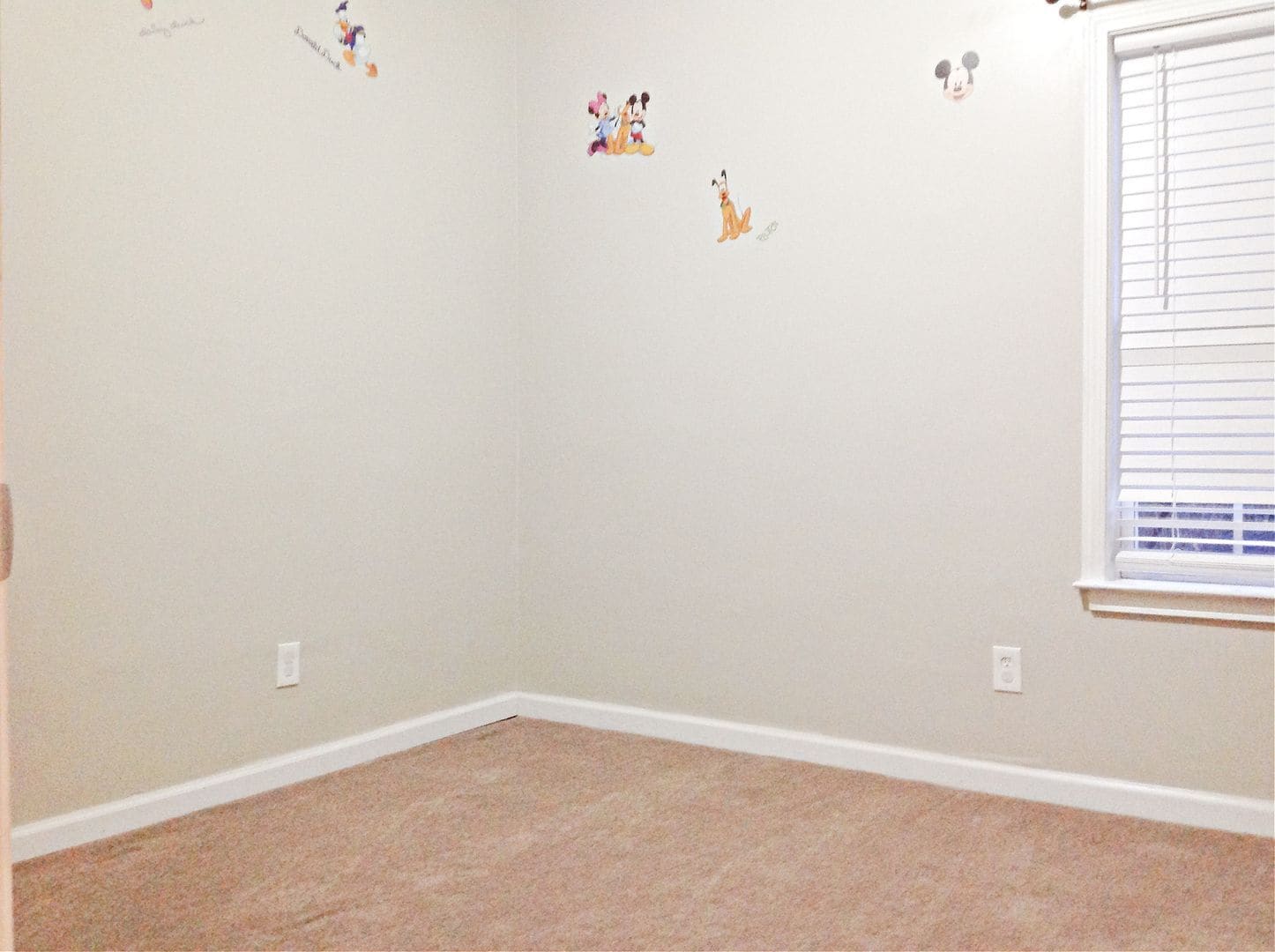 Building Photo - 218 Barfield Ave SW