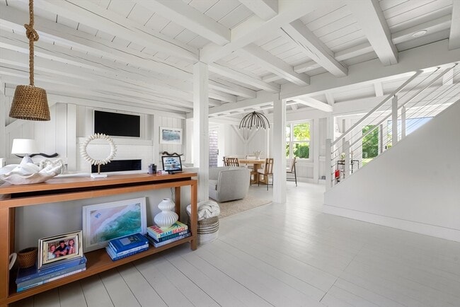 Building Photo - 1 Doc Ryder Dr