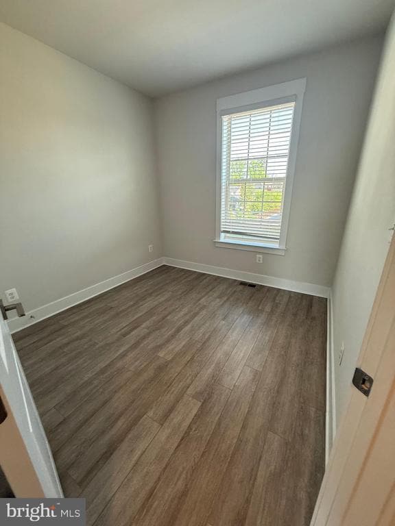 Building Photo - 212 Pomegranate Ln