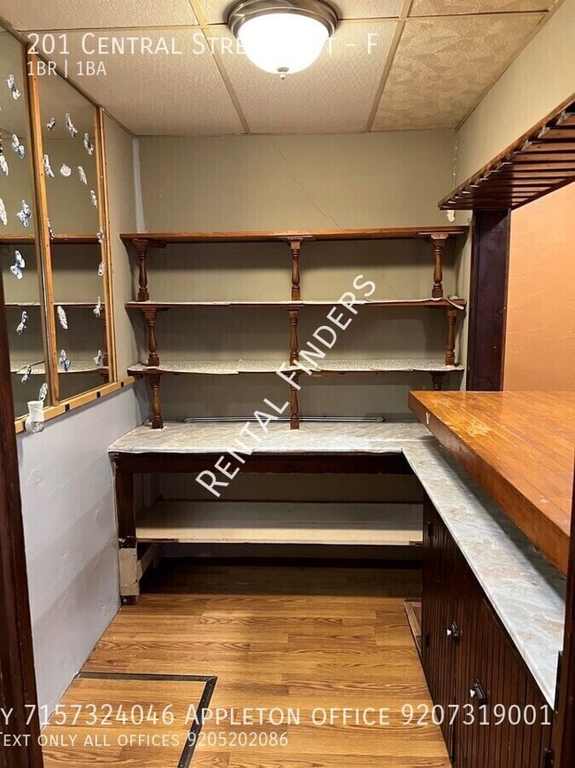 Building Photo - 201 Central St