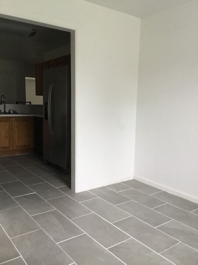 Building Photo - 106 Will Dr