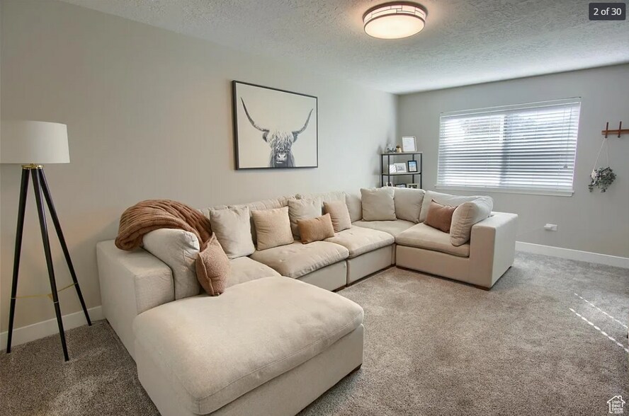 Building Photo - 2672 W 5750 S