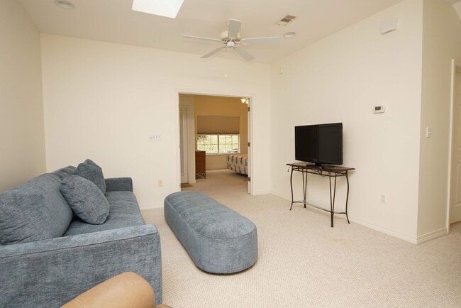 Building Photo - Townhome in Bluewater Bay