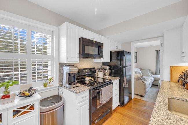 Building Photo - 4800 Bradley Blvd