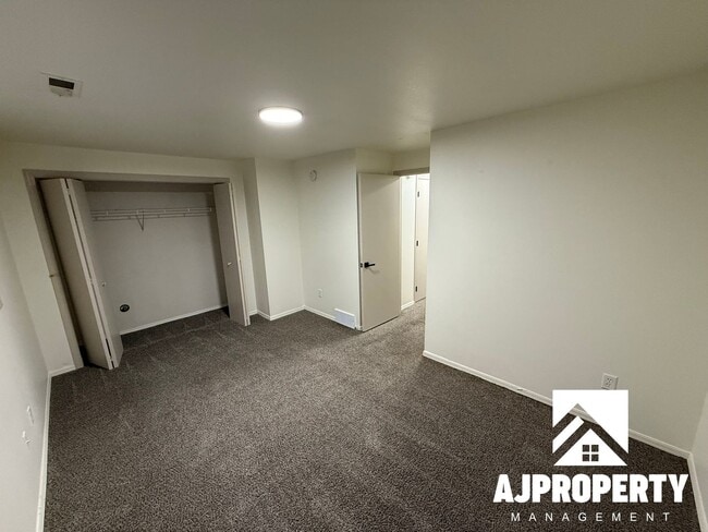 Building Photo - 2809 E Bragstad Dr