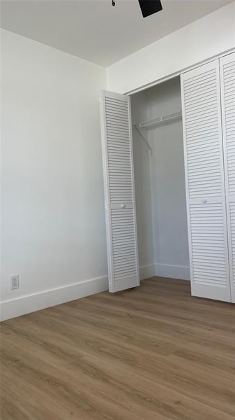 Building Photo - 6425 96th Pl S