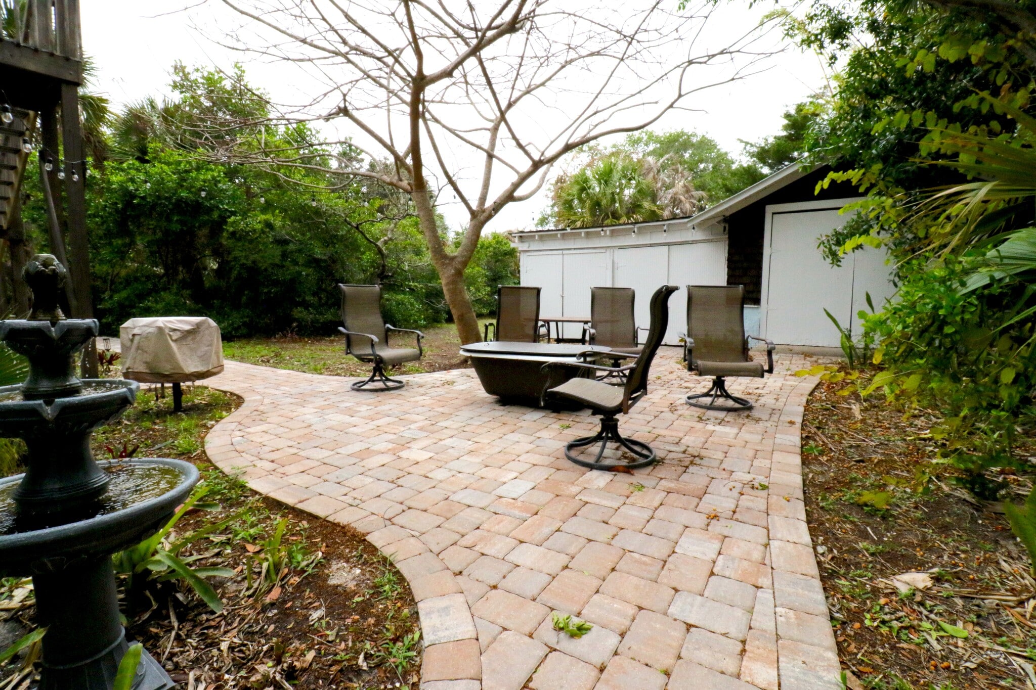 Building Photo - 2016 Hallwood Pl