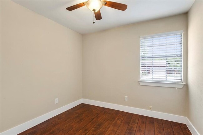 Building Photo - 6101 Harwin Ln