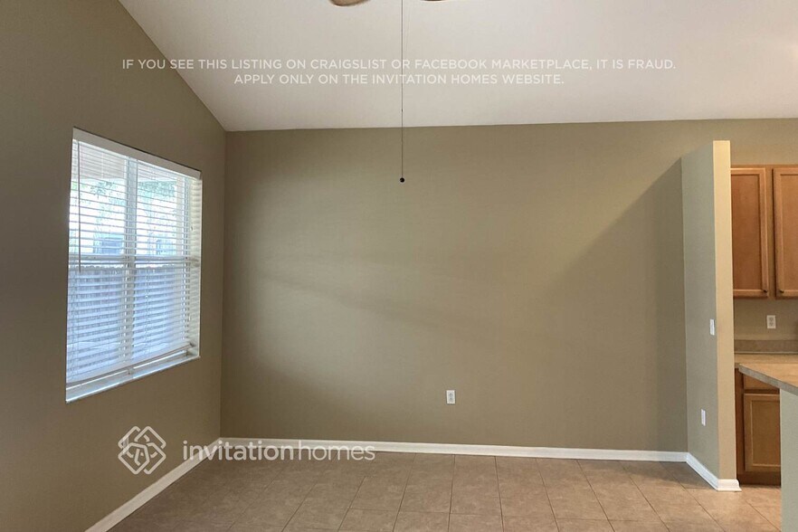 Building Photo - 4553 Gateway Blvd