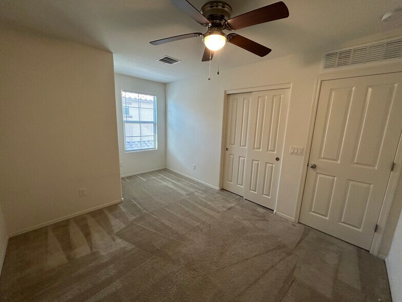 Building Photo - 2964 S Washington St