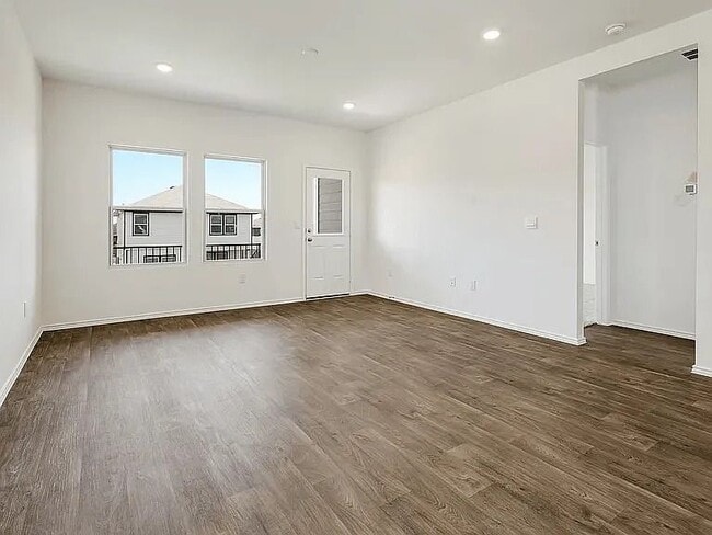 Building Photo - 12314 Silversmith Ln