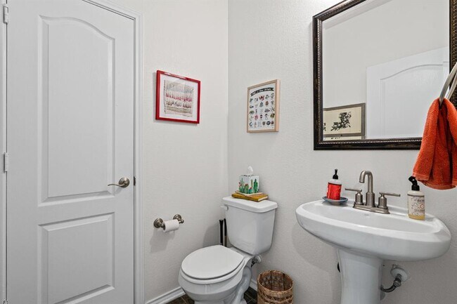 Building Photo - 6316 Carriage Pines Dr