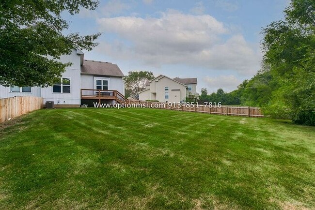Building Photo - Heatherwood Subdivision!