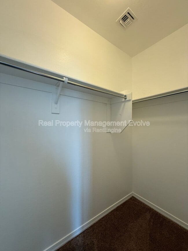 Building Photo - 24631 W Atlanta Ave