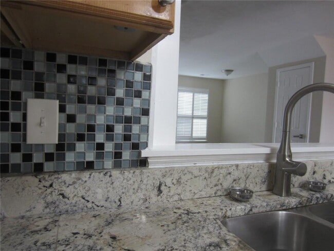 Building Photo - 4036 Oak Glenn Dr