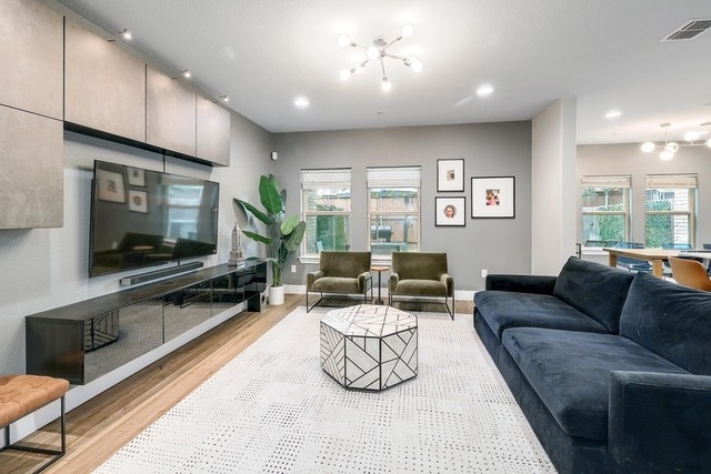 Building Photo - 12914 Leatherback Ln