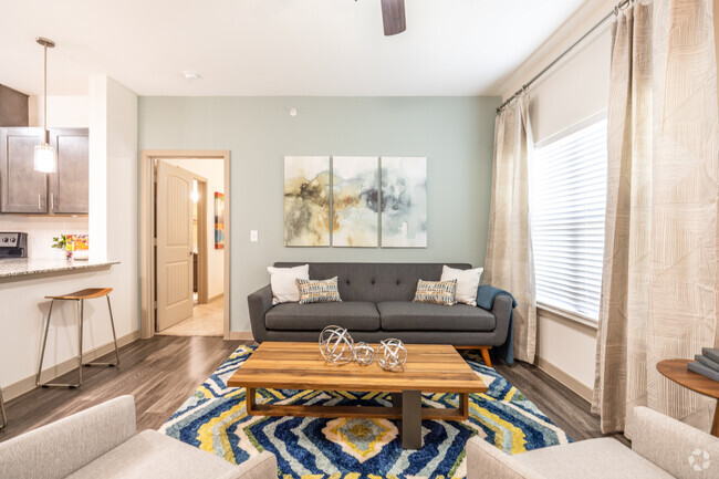 Interior Photo - The Oaks at Baywood