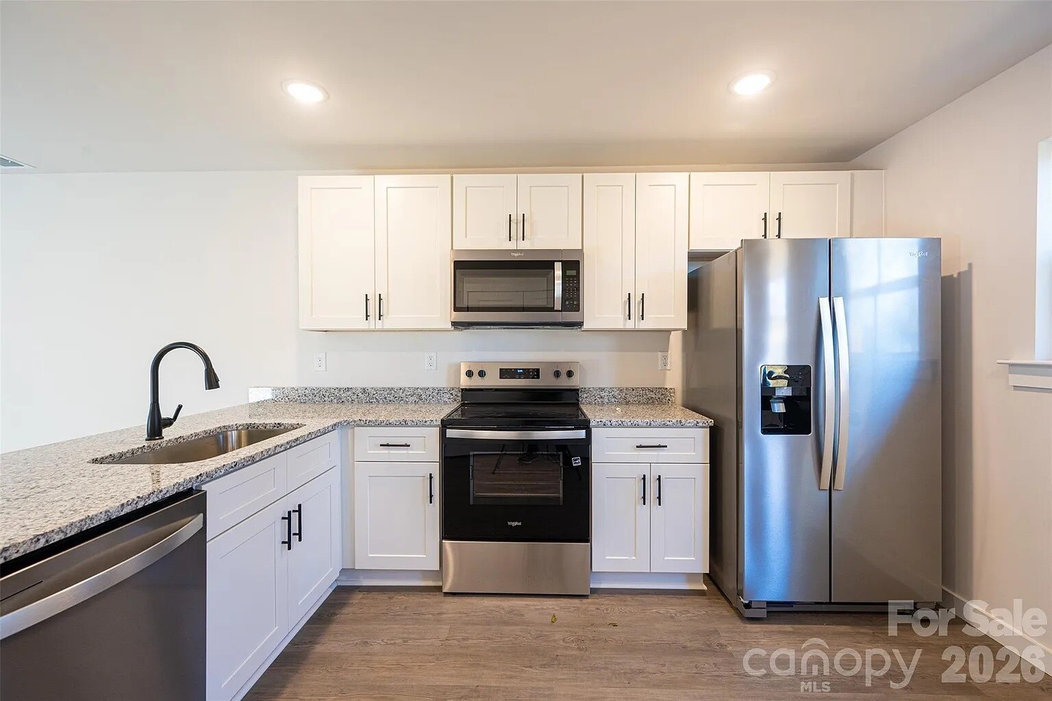 Building Photo - 426 2nd St SW