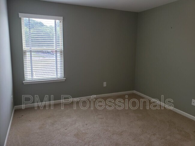 Building Photo - 2293 Cason Ln