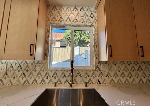 Building Photo - 6210 Halstead Ave