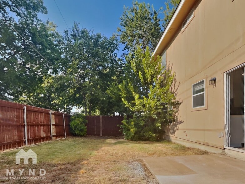 Building Photo - 1808 Southwestern Trail