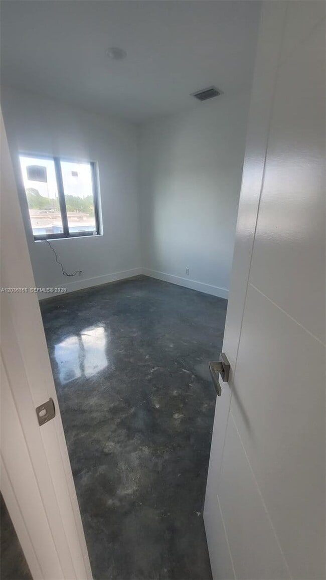Building Photo - 2146 NW 69th Terrace