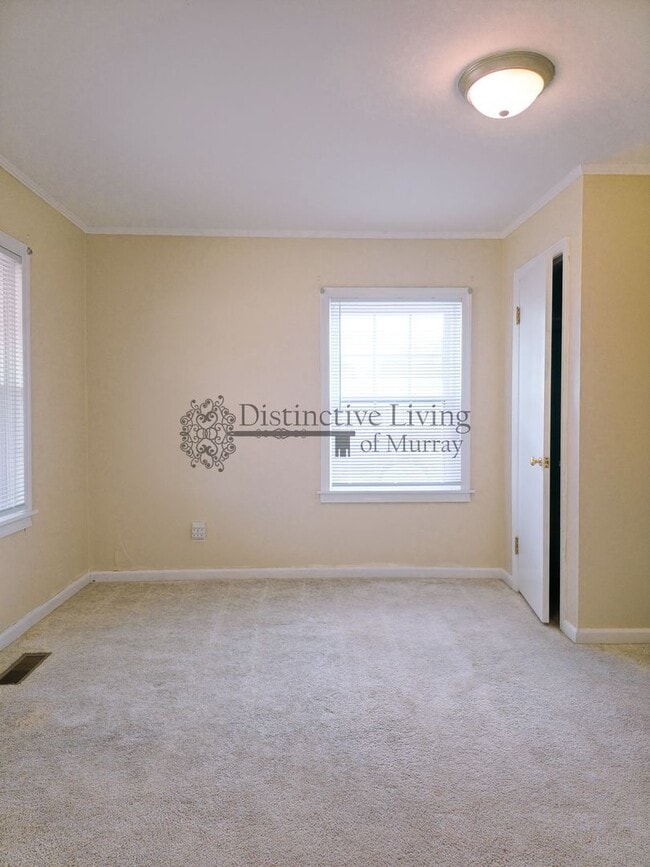 Building Photo - Attention Front Porch Sittin' Lovers- 2 bed 1 bath house in the country in Hazel