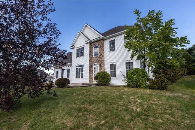 Primary Photo - 126 St Andrews Dr