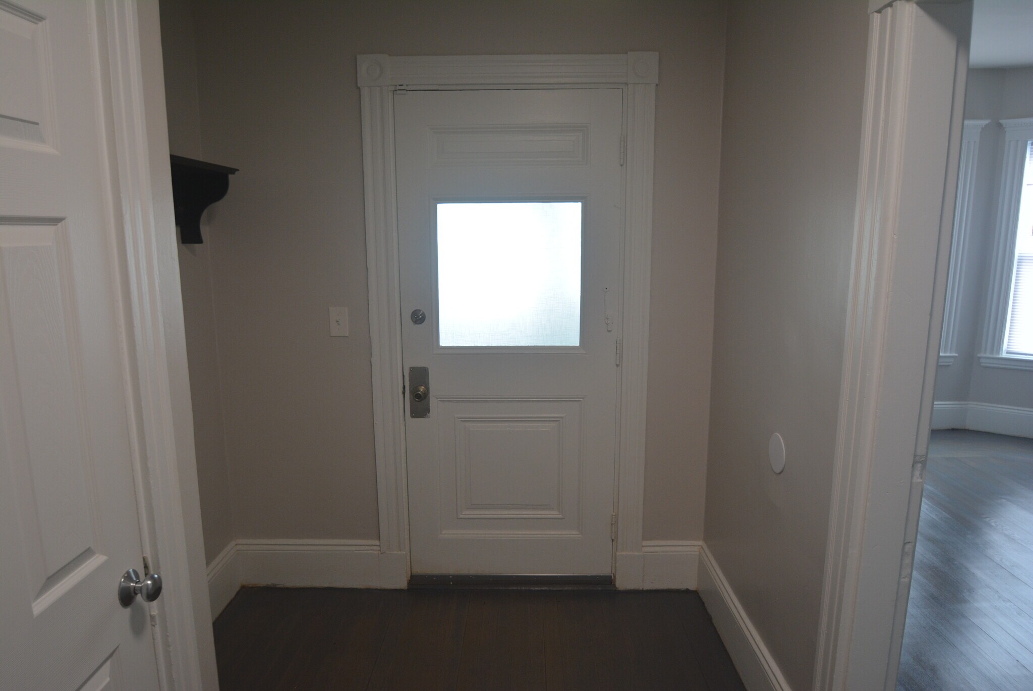 Building Photo - 31 Claybourne St