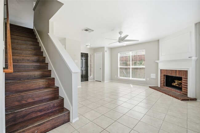 Building Photo - 2034 Greenwest Dr