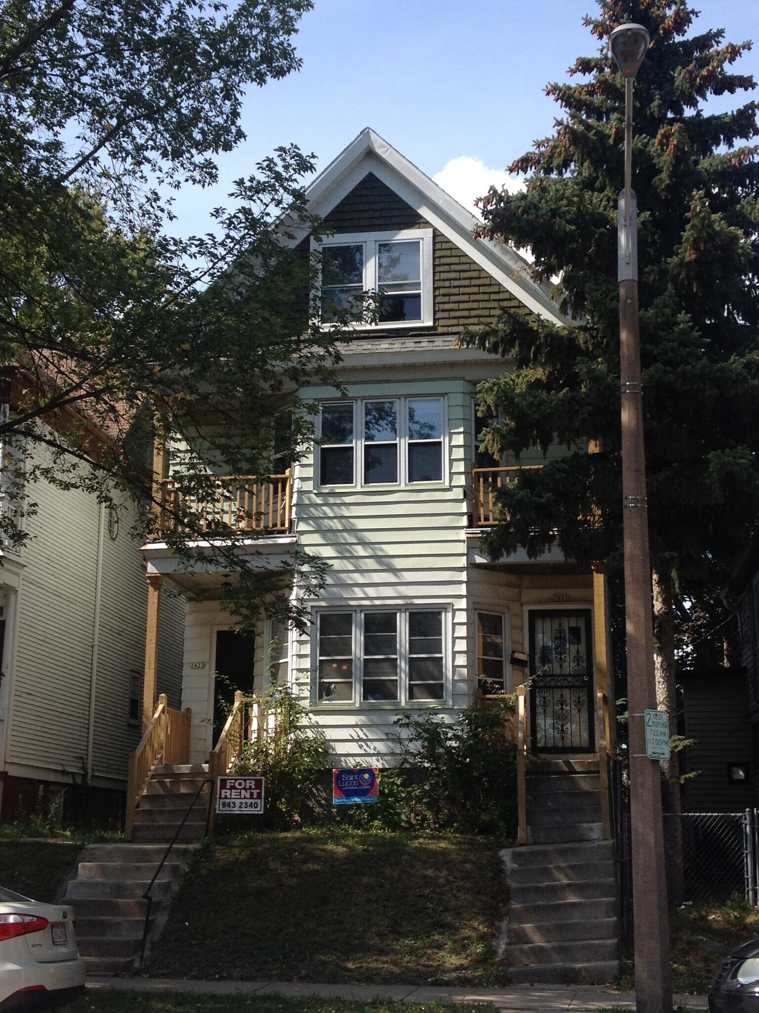 Building Photo - 2421 S Howell Ave