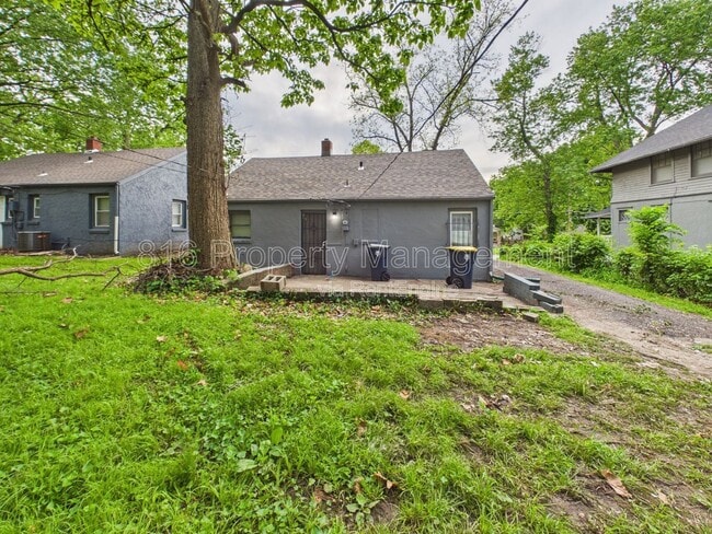 Building Photo - 6029 Indiana Ave